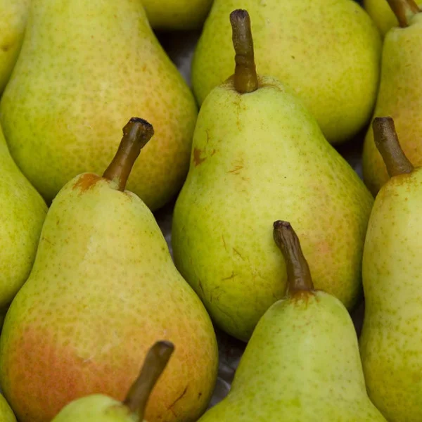 pears